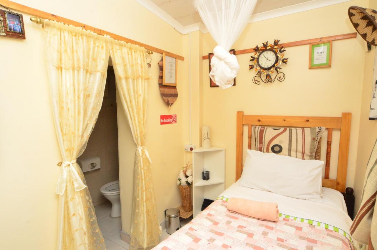 Kwampofu Guest House Хараре Екстериор снимка