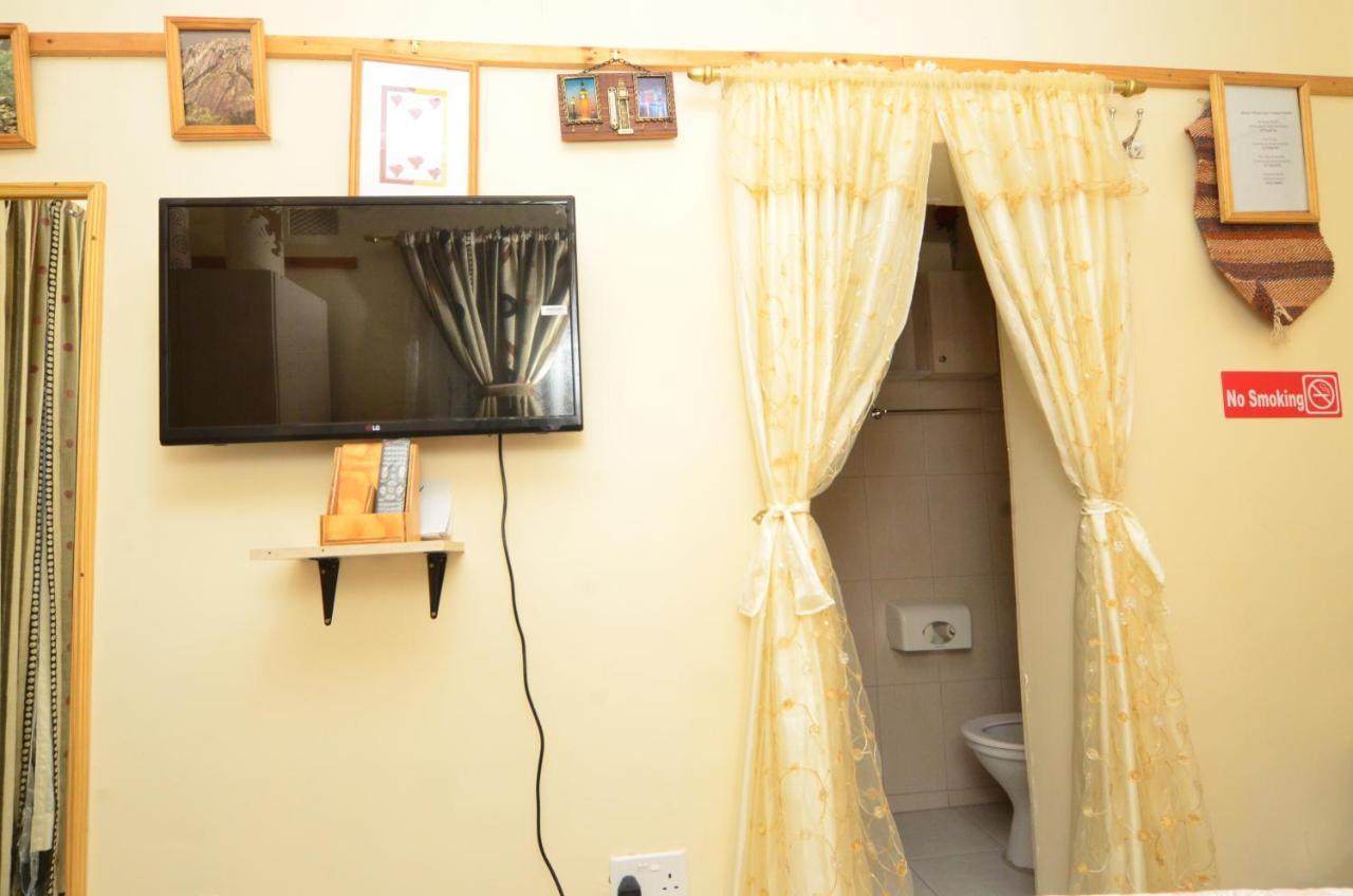 Kwampofu Guest House Хараре Екстериор снимка