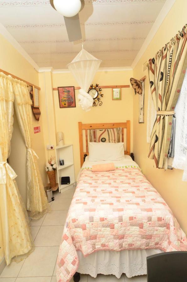 Kwampofu Guest House Хараре Екстериор снимка