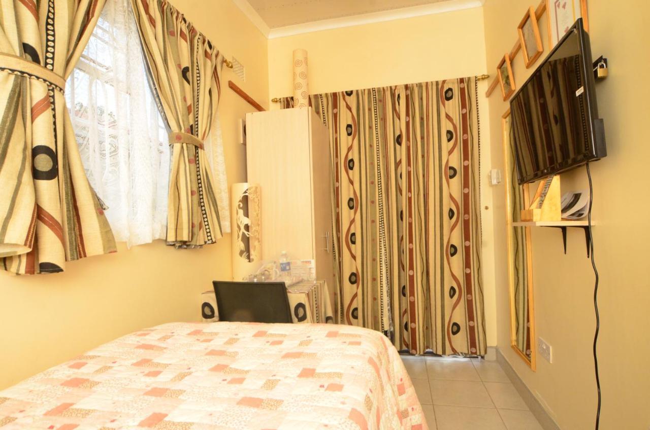 Kwampofu Guest House Хараре Екстериор снимка