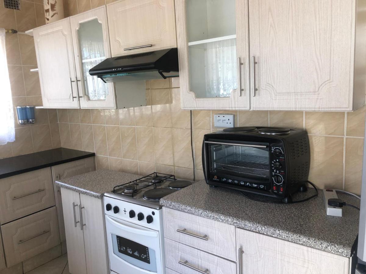 Kwampofu Guest House Хараре Екстериор снимка