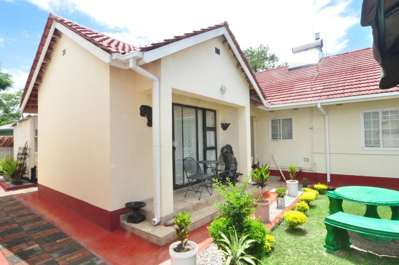 Kwampofu Guest House Хараре Екстериор снимка