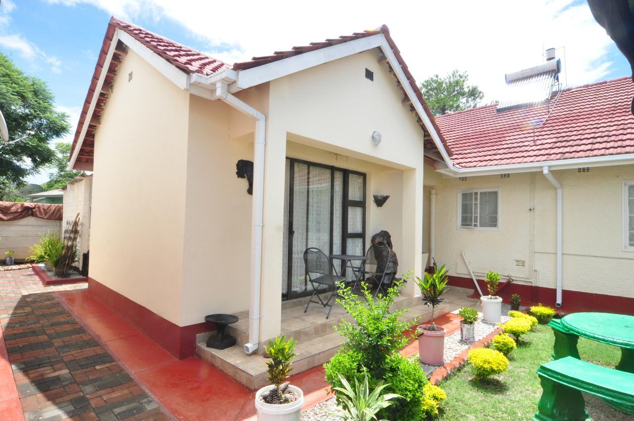 Kwampofu Guest House Хараре Екстериор снимка