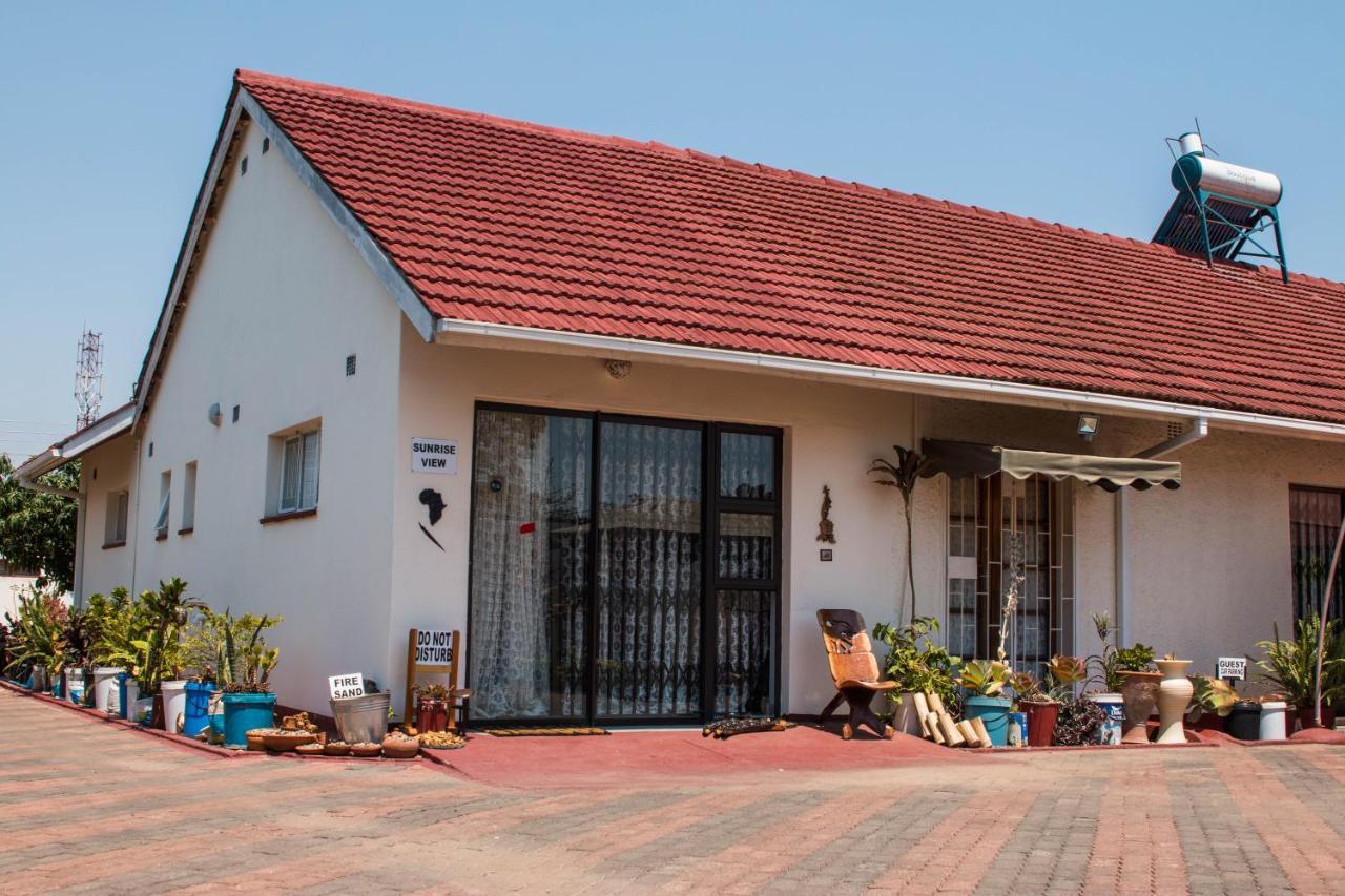 Kwampofu Guest House Хараре Екстериор снимка